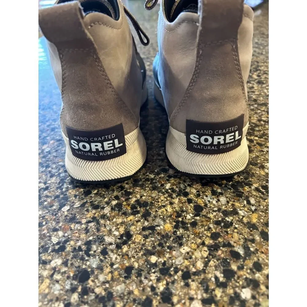 Sorel Out N About lll Classic Waterproof Leather Boots
